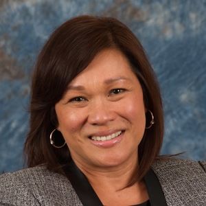 Meet your Posher, Estela